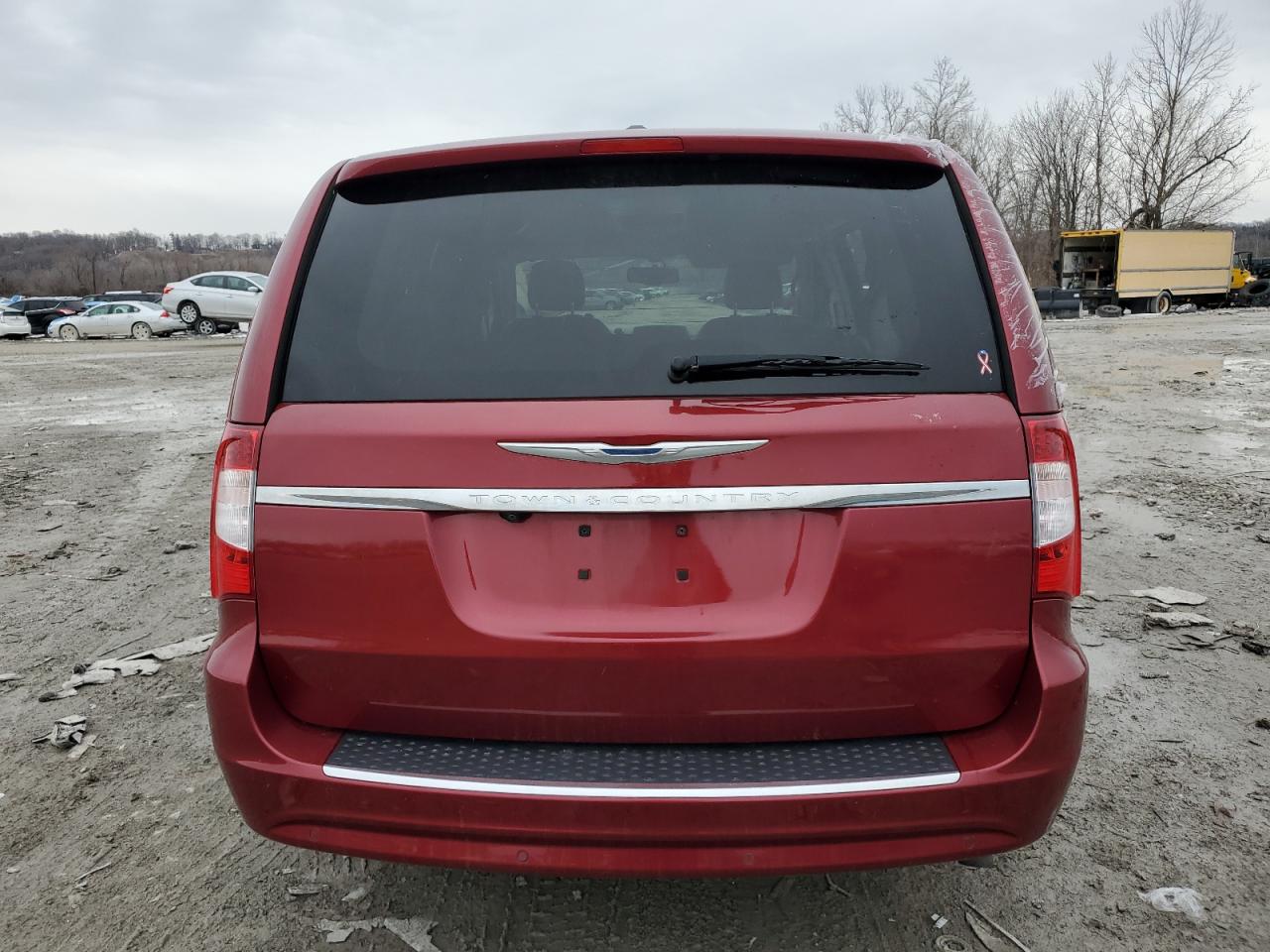 2013 Chrysler Town & Country - Image 6