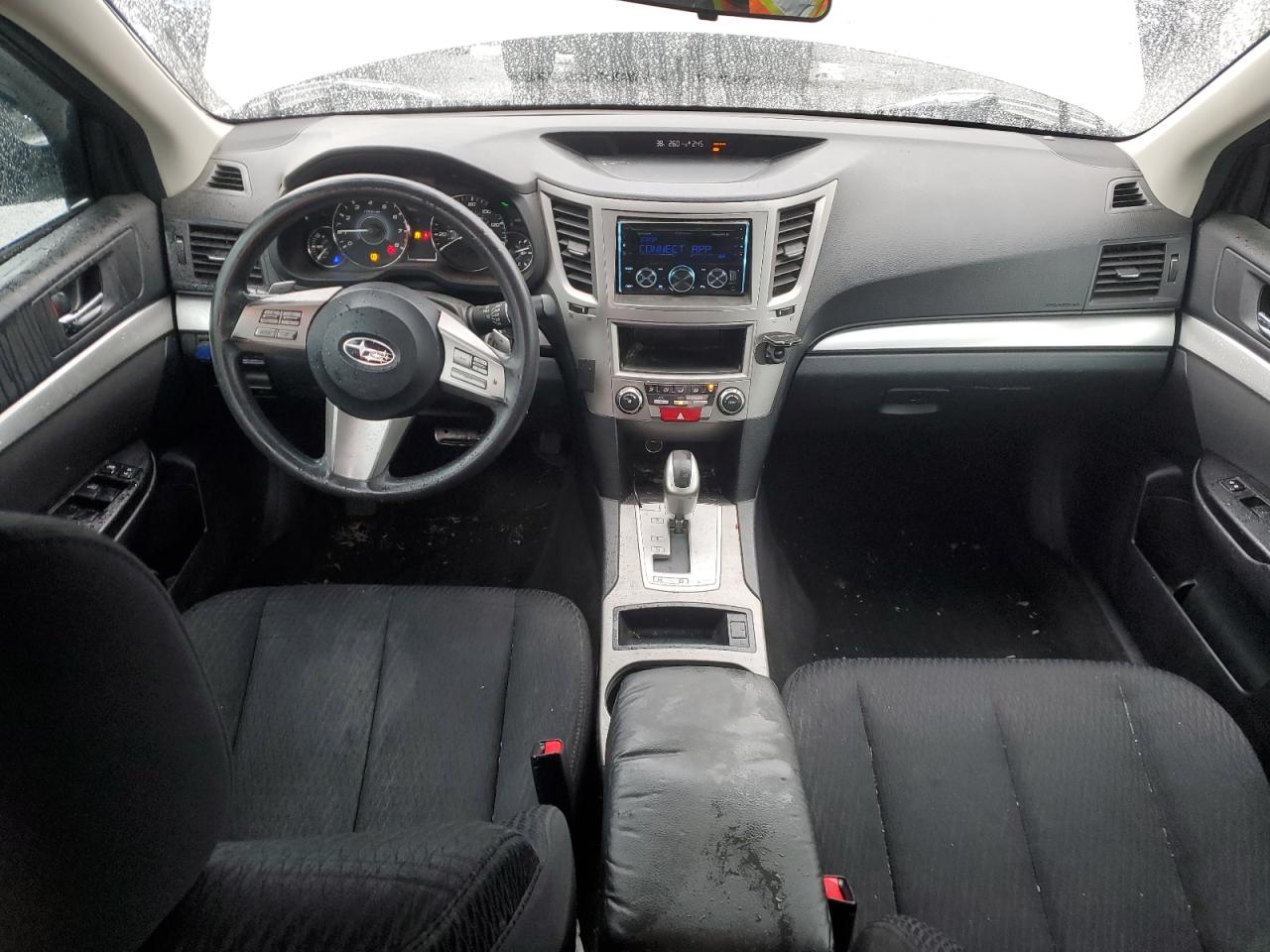2010 Subaru Outback - Image 8