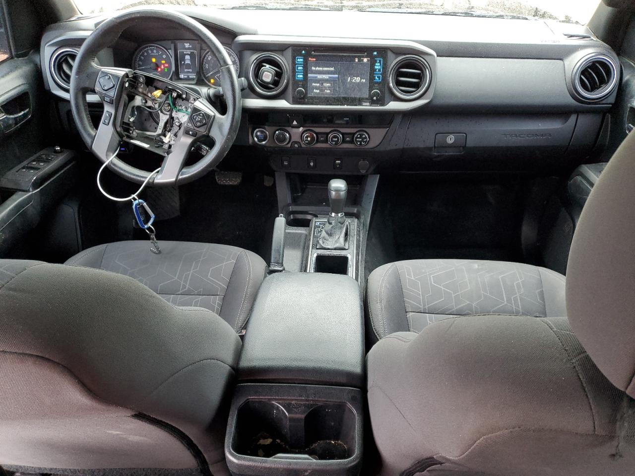 2017 Toyota Tacoma - Image 8