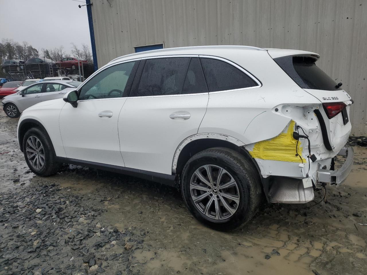 2024 Mercedes-Benz GLC - Image 2