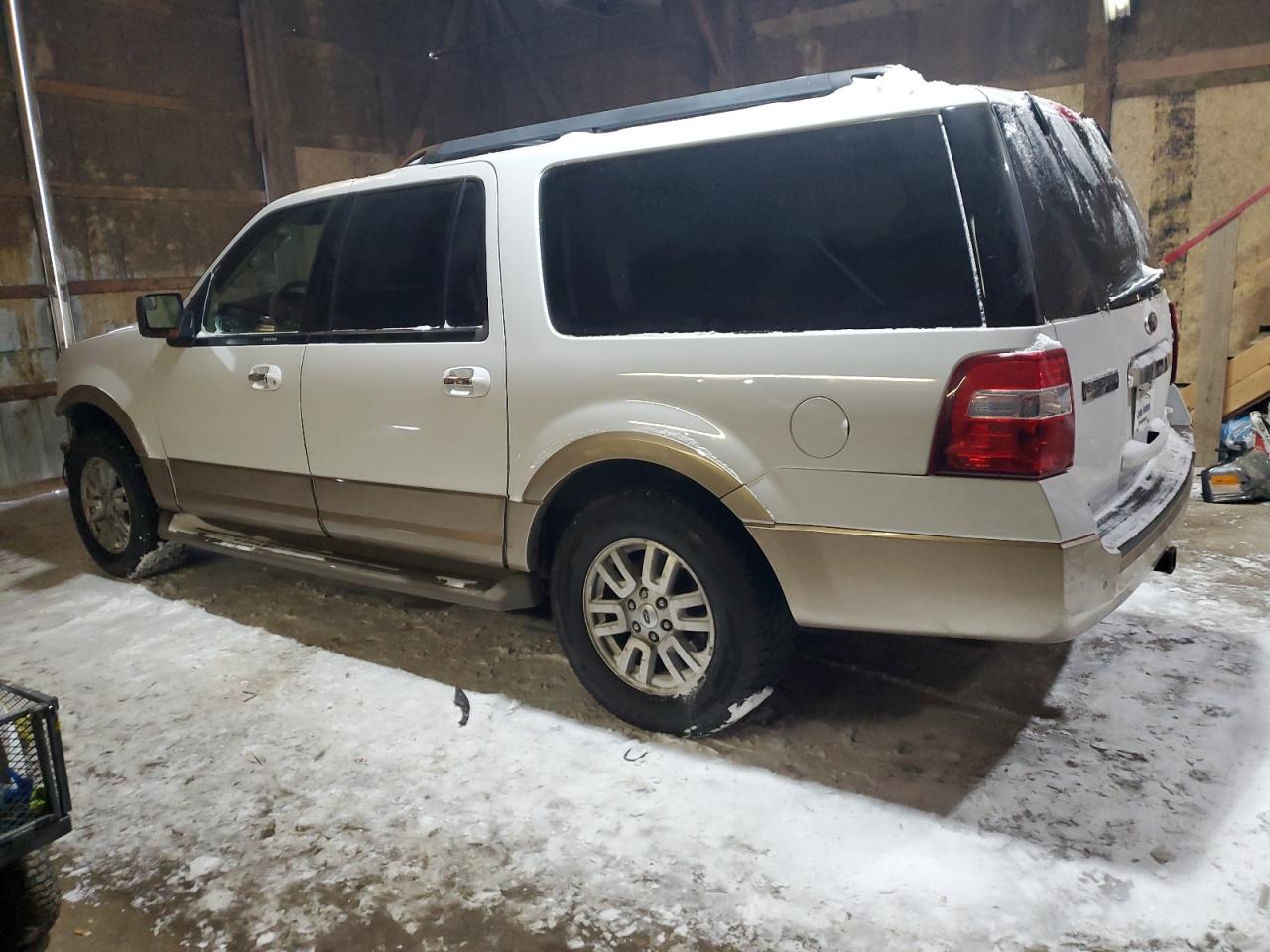 2013 Ford Expedition - Image 2