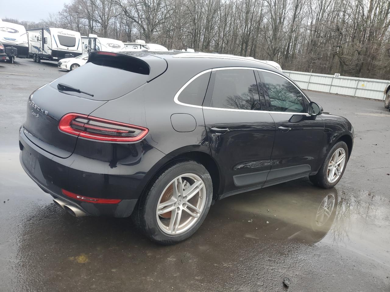 2017 Porsche Macan - Image 3