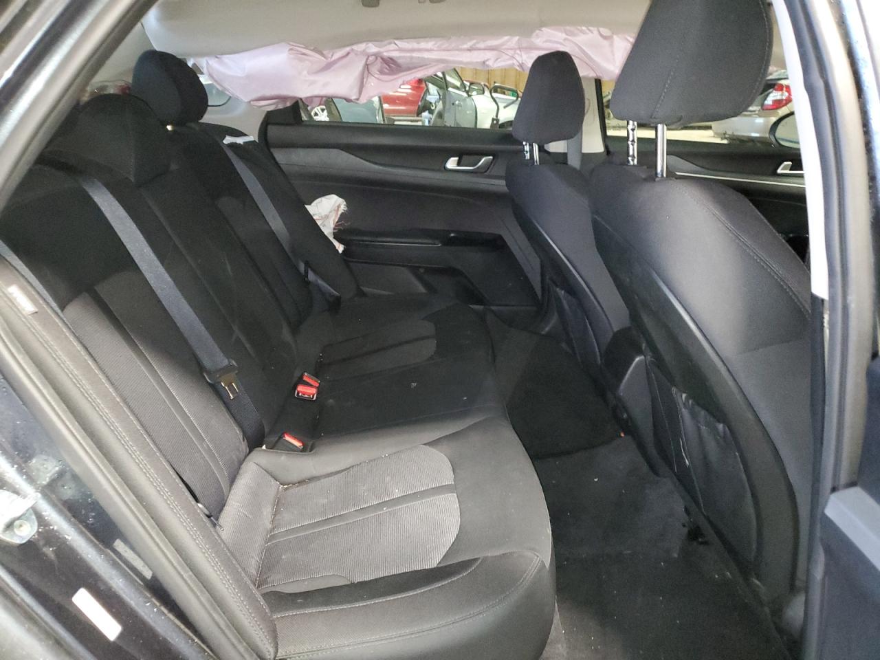 2023 Kia K5 - Image 10