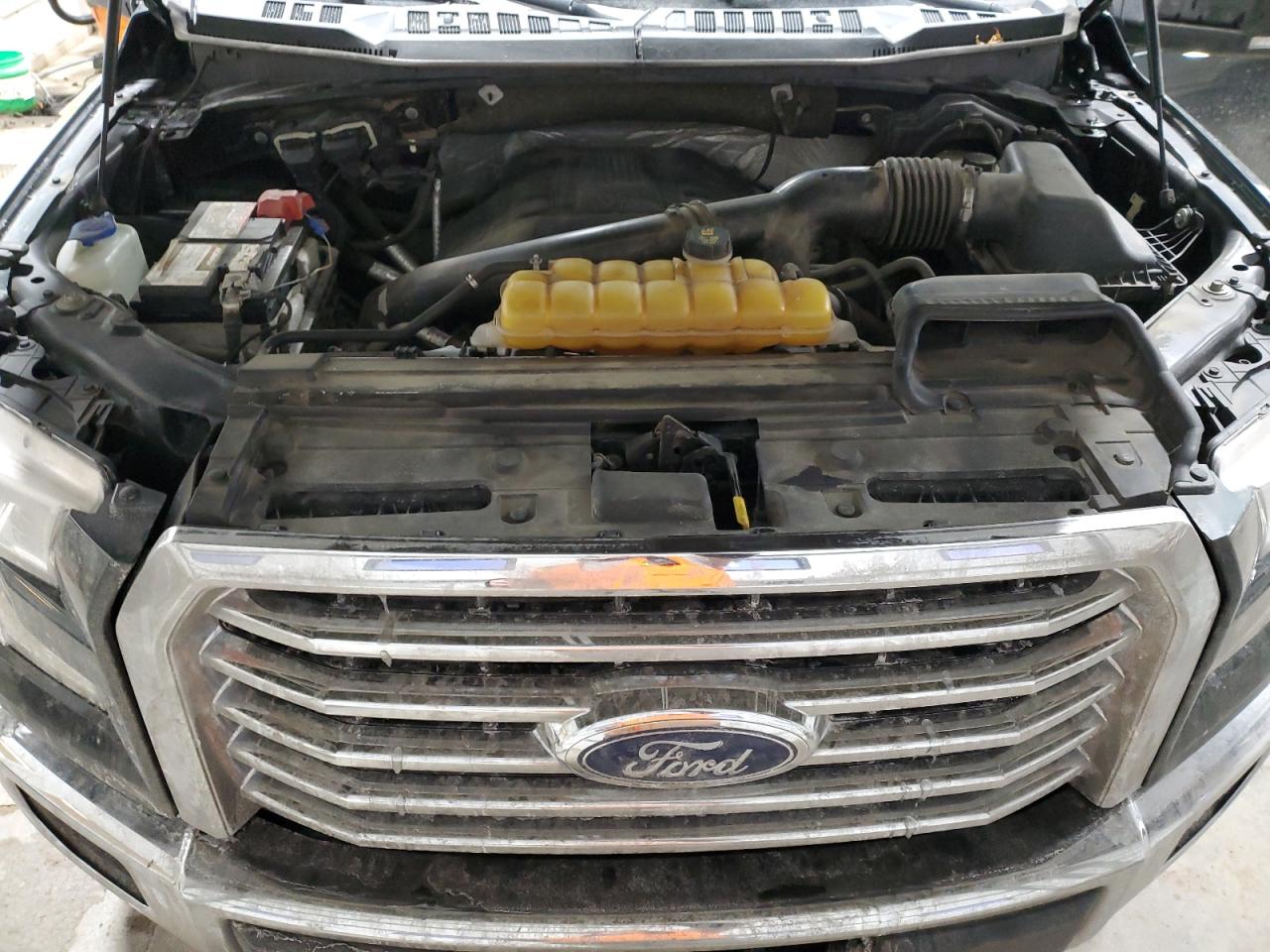 2015 Ford F-150 - Image 11