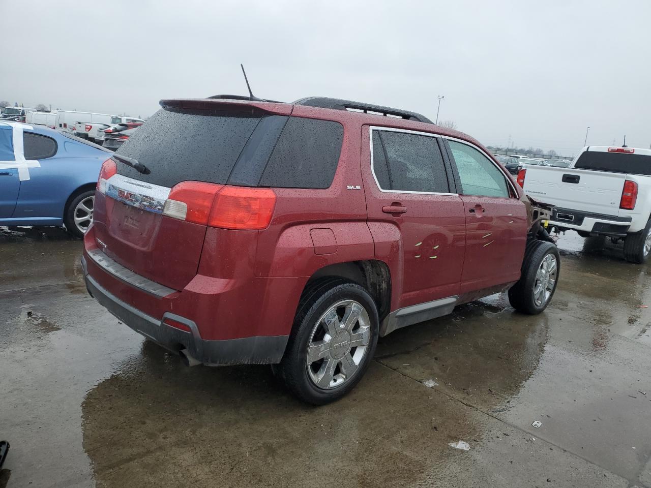 2011 GMC Terrain - Image 3