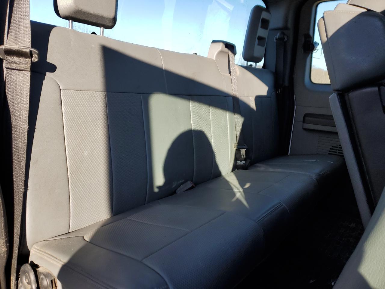 2016 Ford F250 - Image 10