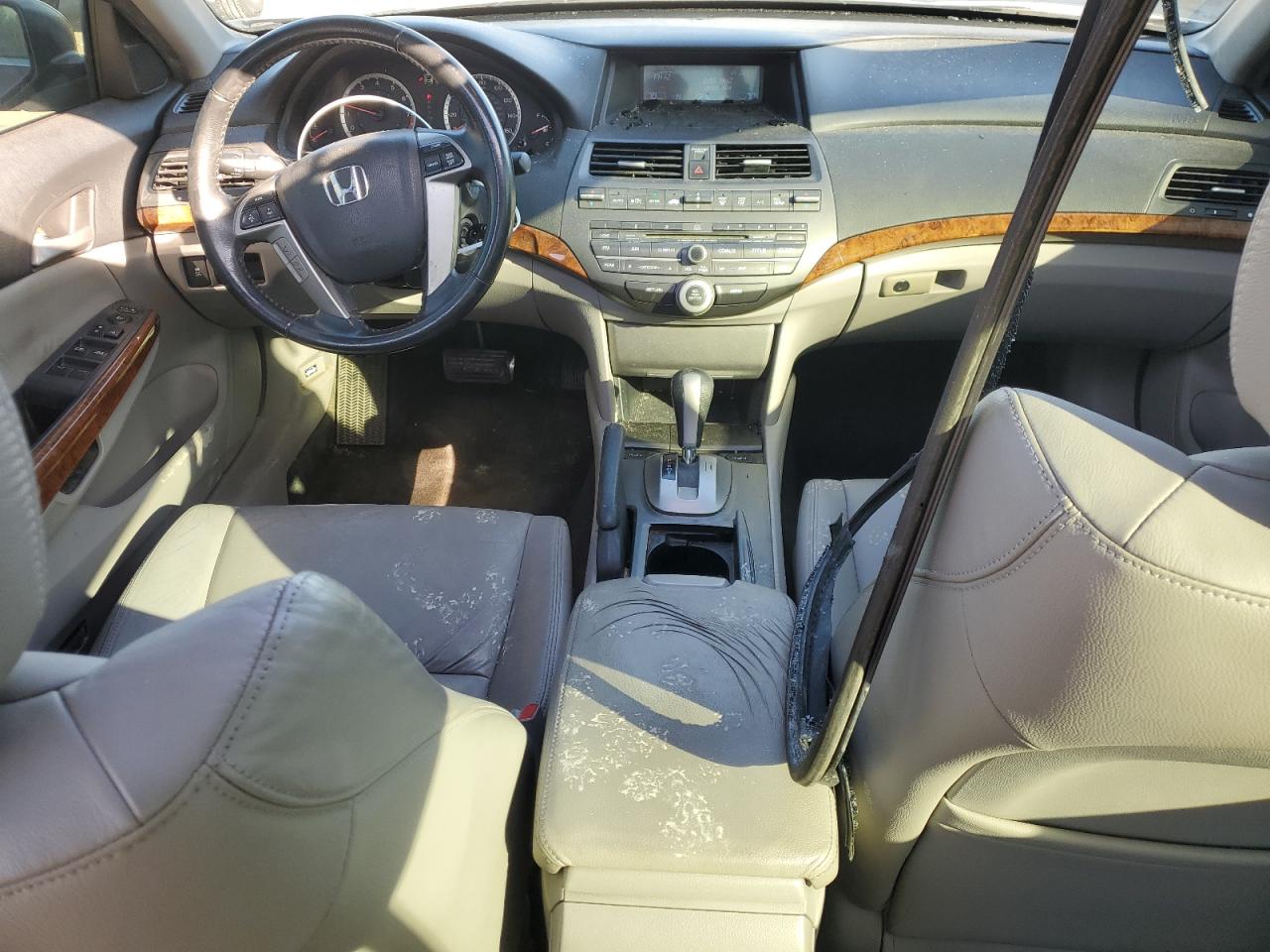 2011 Honda Accord - Image 8