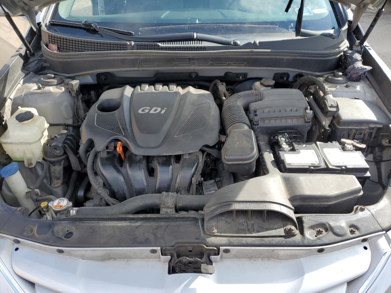 2013 Hyundai Sonata - Image 11