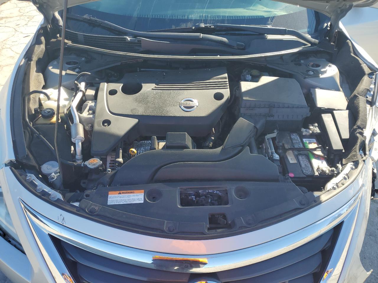 2015 Nissan Altima - Image 12