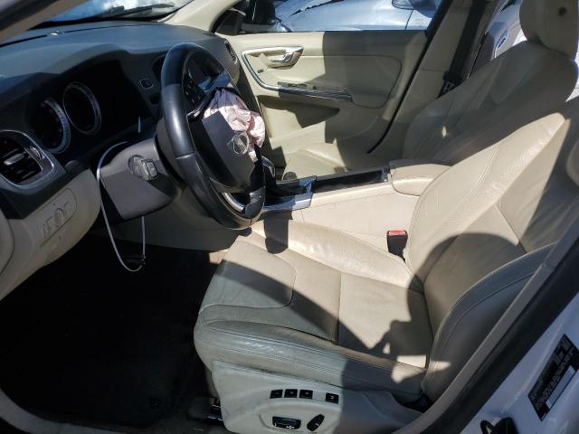 Sedans VOLVO S60 2013 Biały