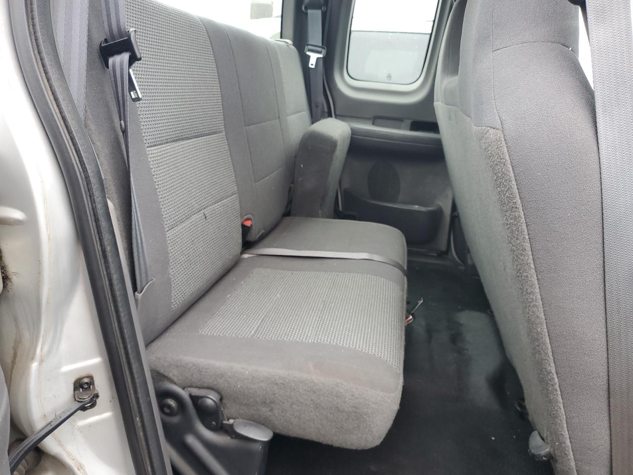 2004 Ford F-150 - Image 10