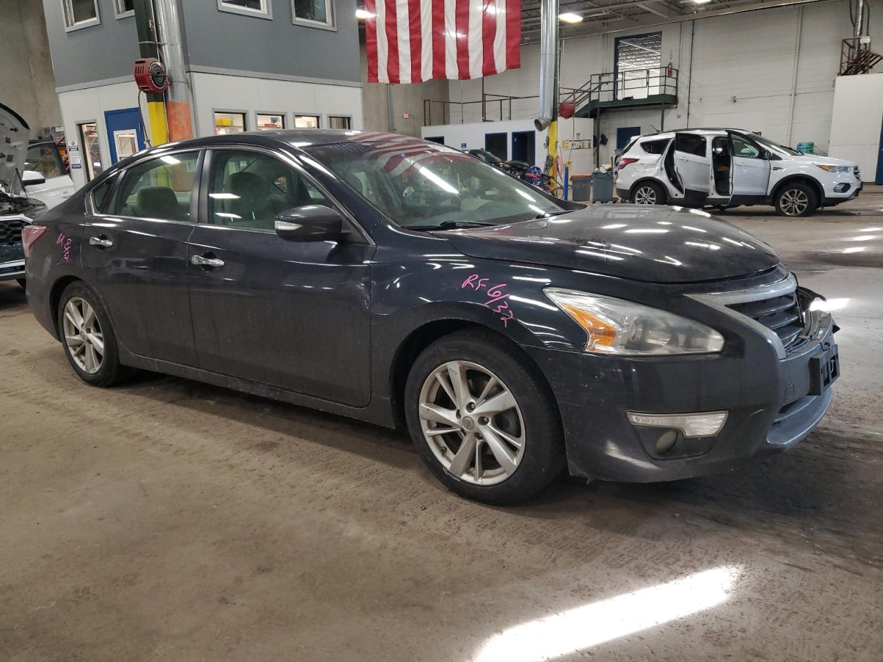 2013 Nissan Altima - Image 4