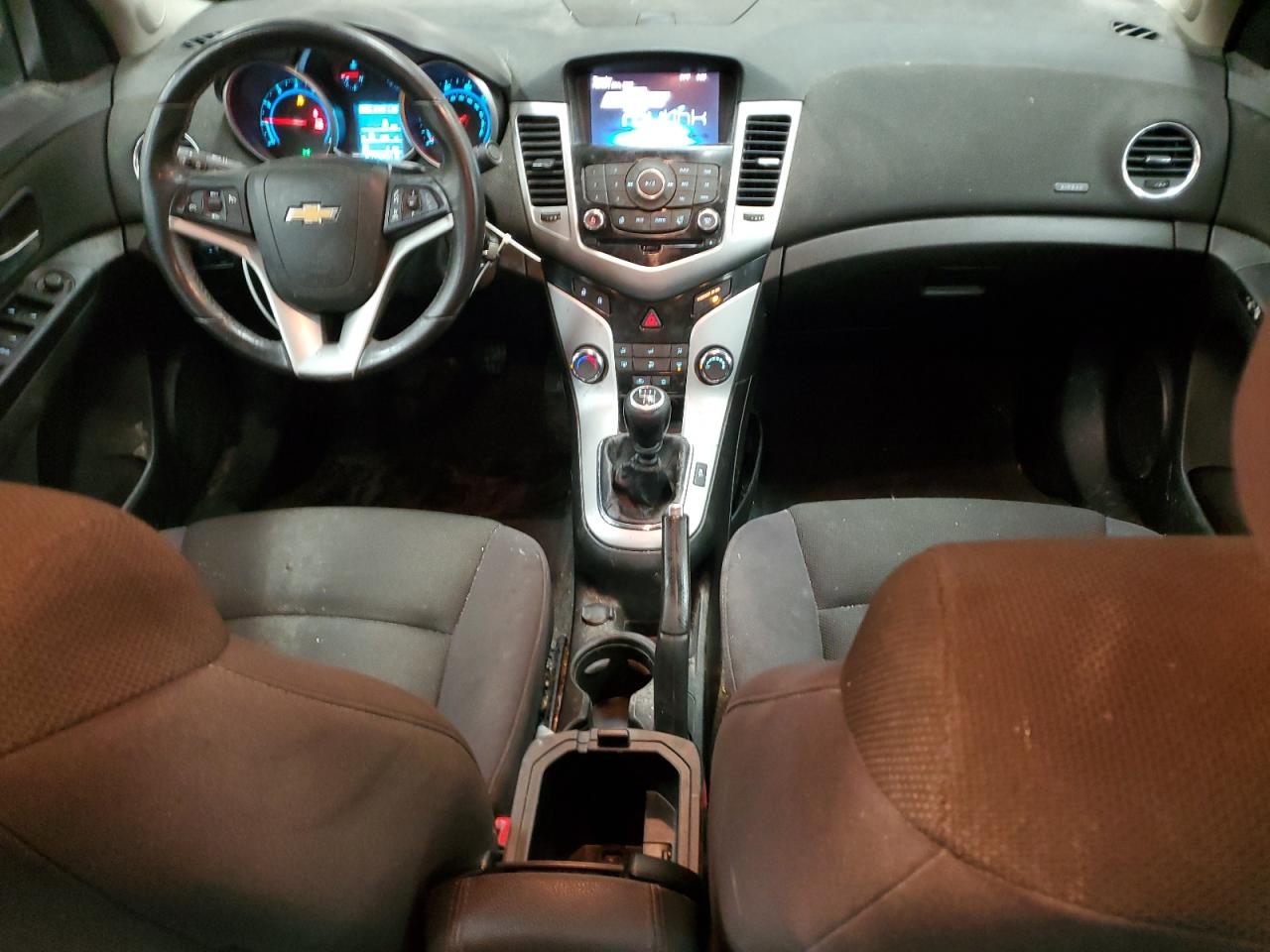 2013 Chevrolet Cruze - Image 8