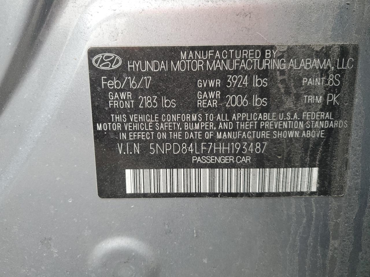 2017 Hyundai Elantra - Image 13