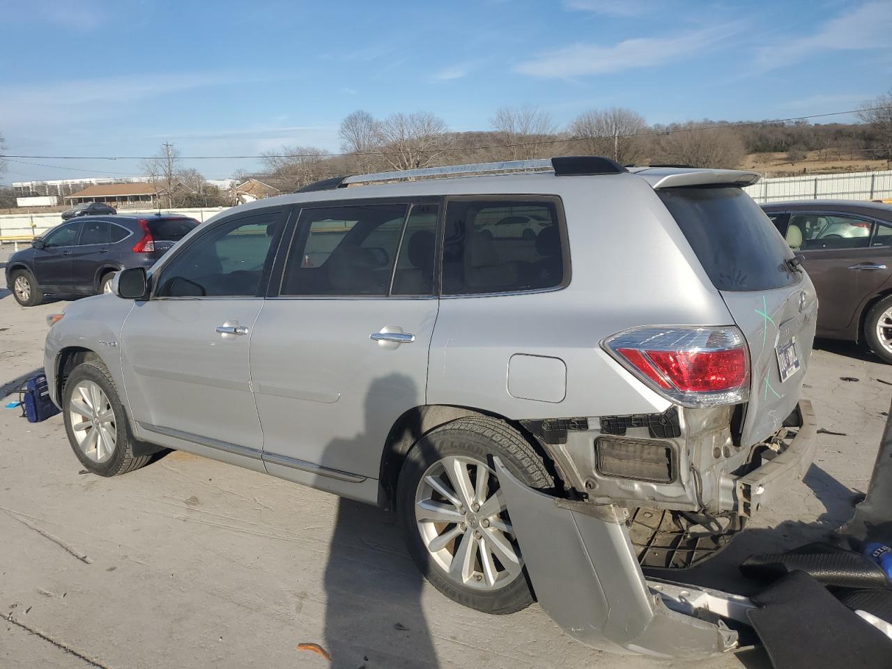 2013 Toyota Highlander - Image 2