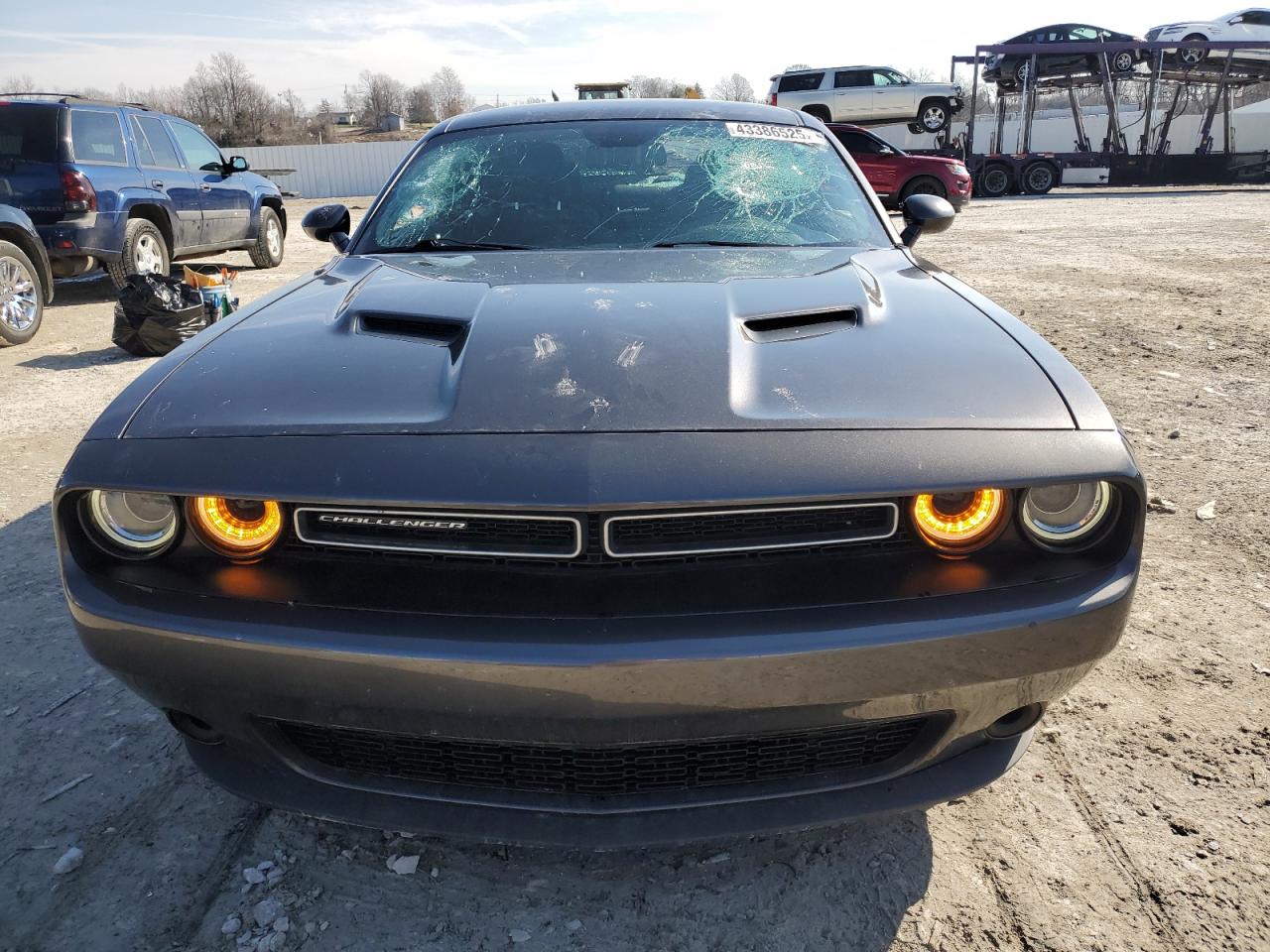 2019 Dodge Challenger - Image 5