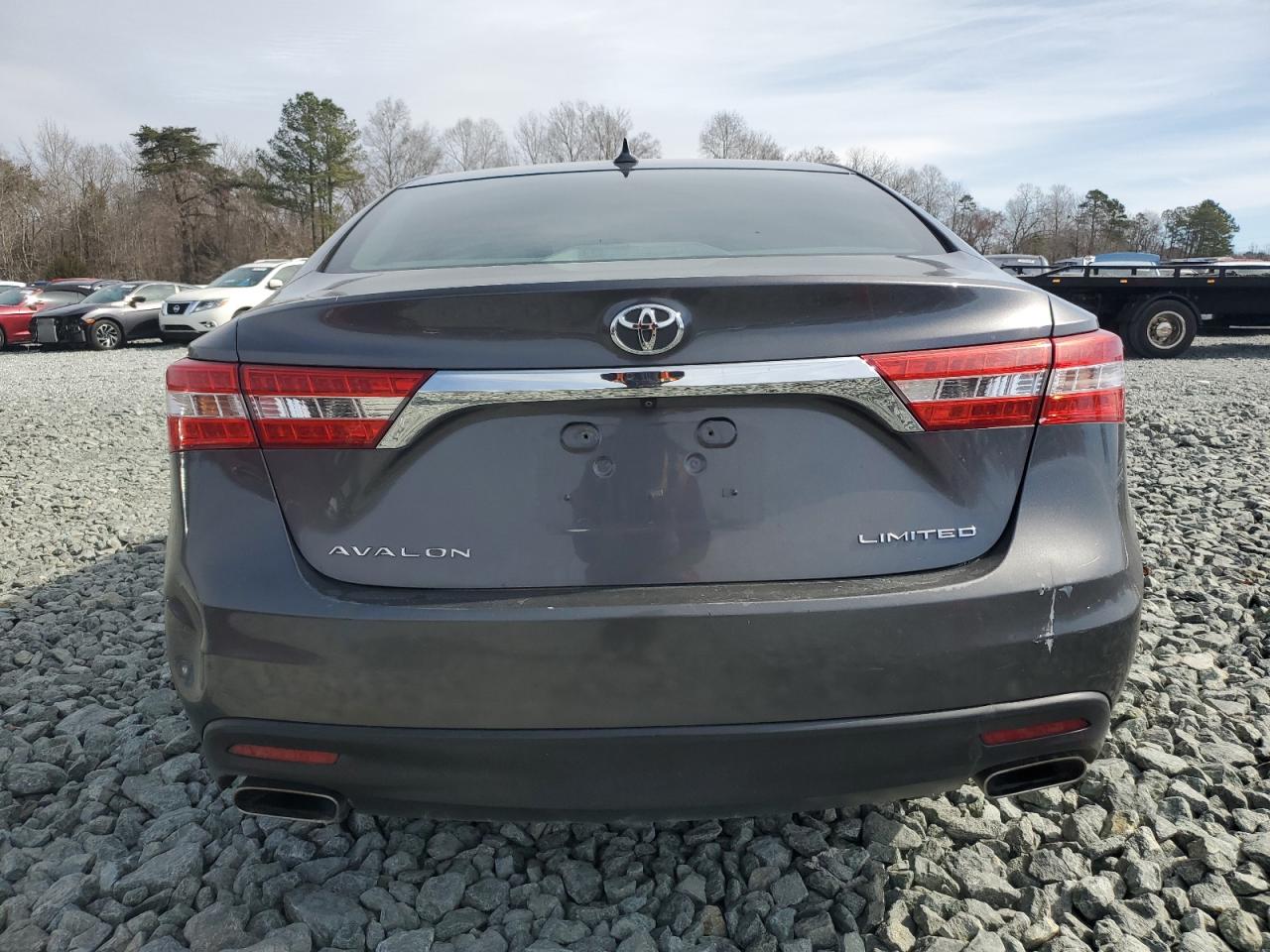2014 Toyota Avalon - Image 6