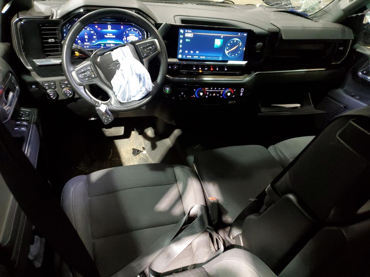 2023 Chevrolet Silverado - Image 8