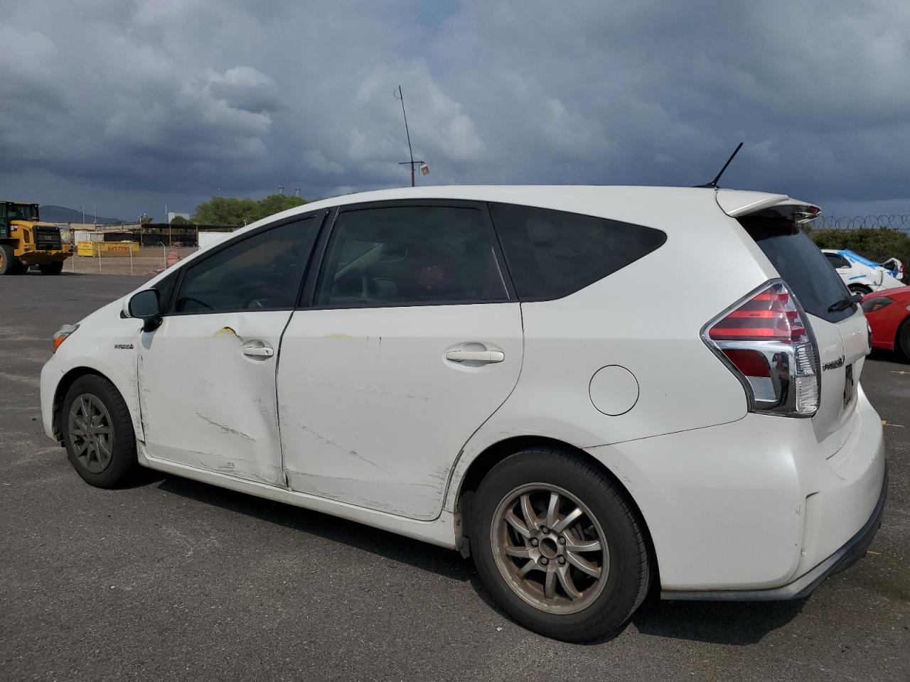 2015 Toyota Prius - Image 2