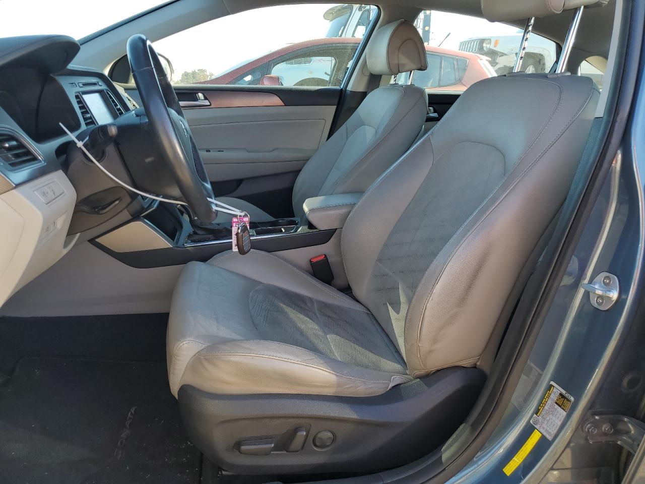 2016 Hyundai Sonata - Image 7