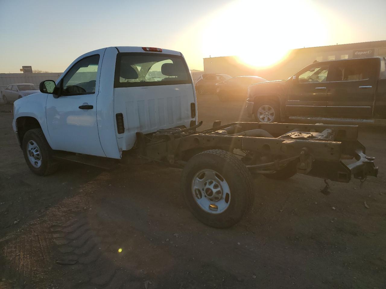 2013 GMC Sierra - Image 2