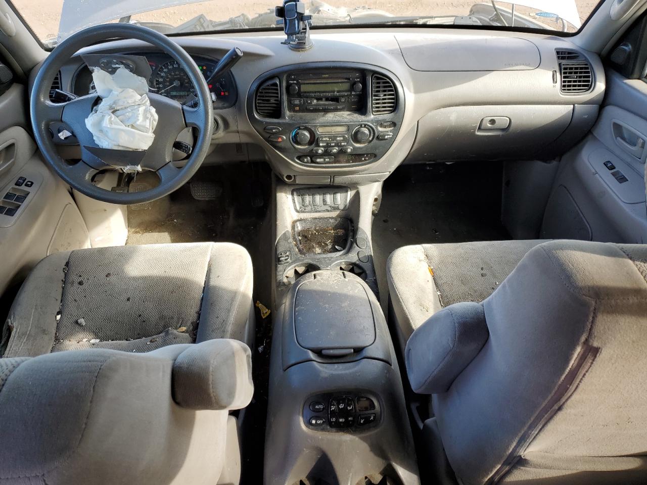 2006 Toyota Sequoia - Image 8