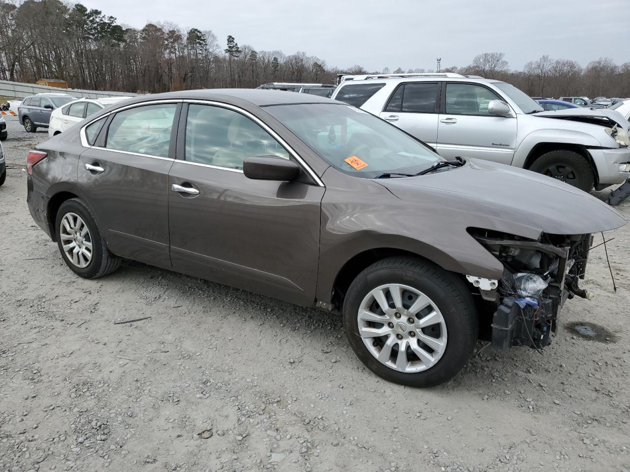 2015 Nissan Altima - Image 4