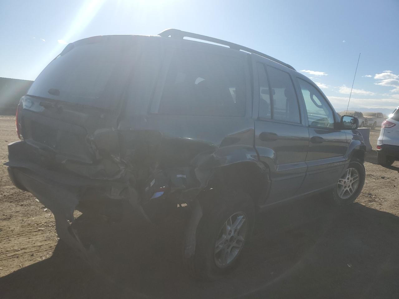 2002 Jeep Grand Cherokee - Image 3