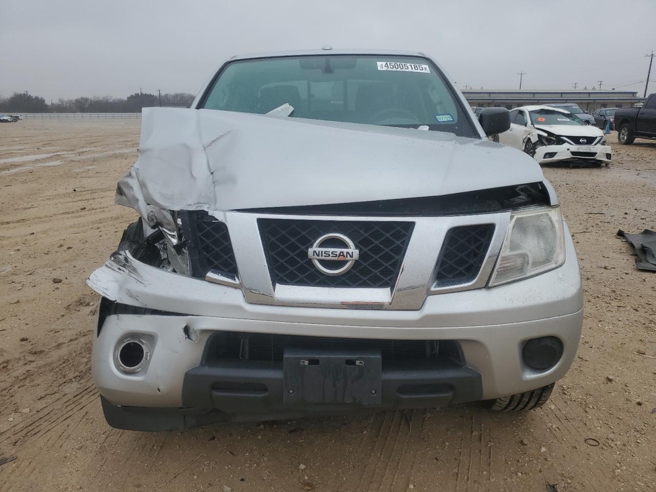 2016 Nissan Navara (Frontier) - Image 5