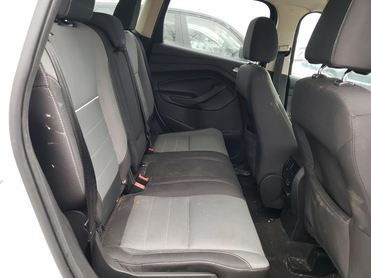 2015 Ford Escape - Image 11