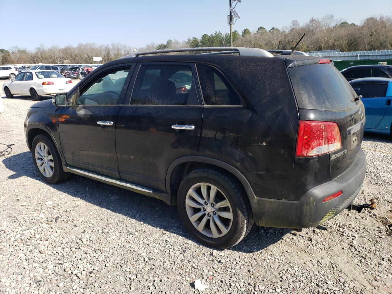 2011 Kia Sorento - Image 2