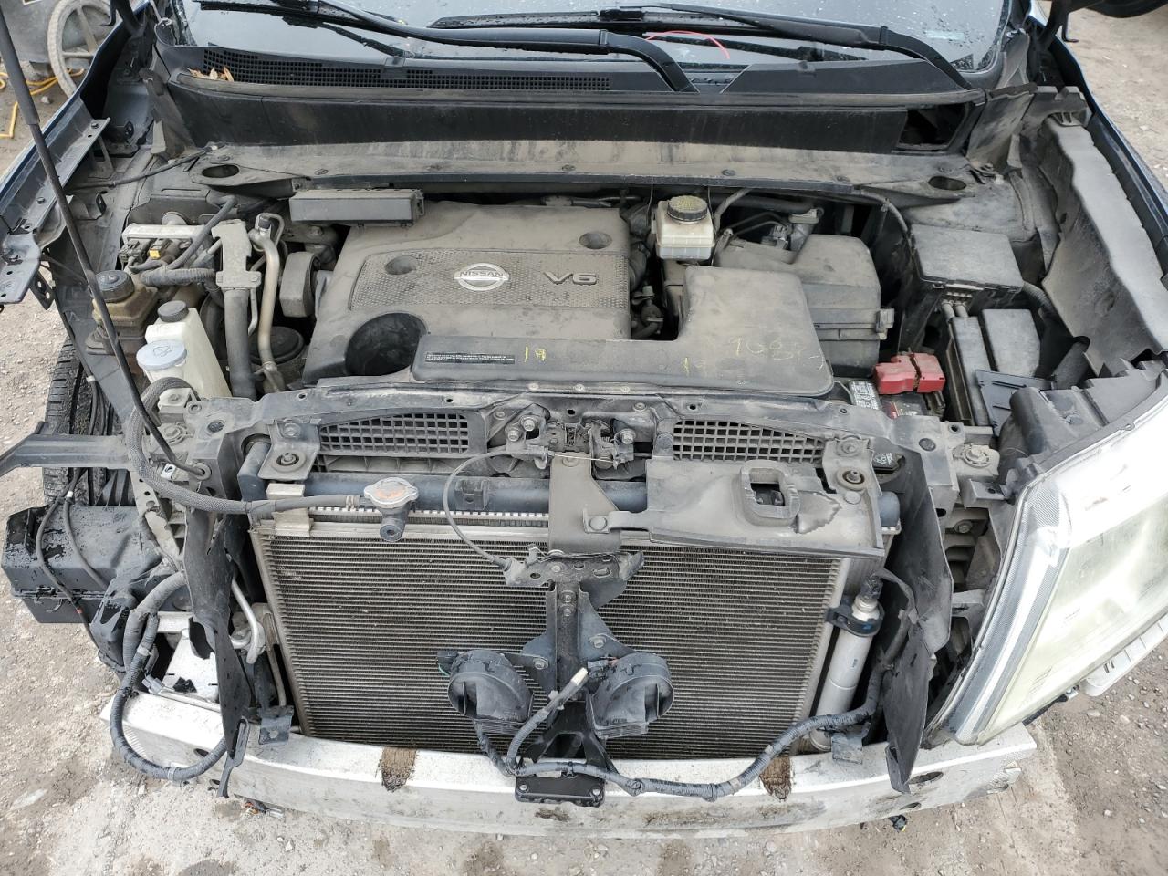 2014 Nissan Pathfinder - Image 12