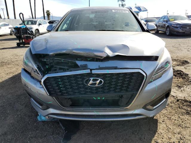 Седаны HYUNDAI SONATA 2016 Серебристый