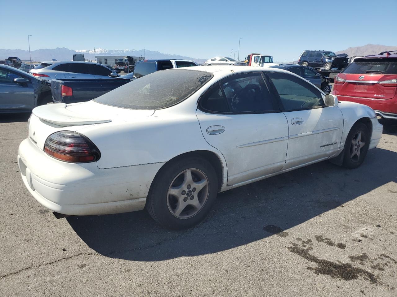 2001 Pontiac Grand Prix - Image 3