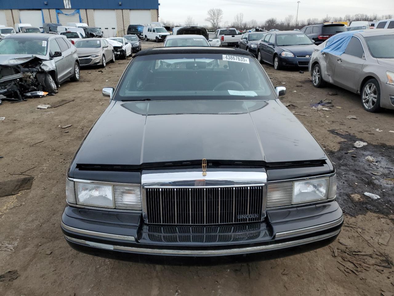 1991 Lincoln Town Car - Image 5