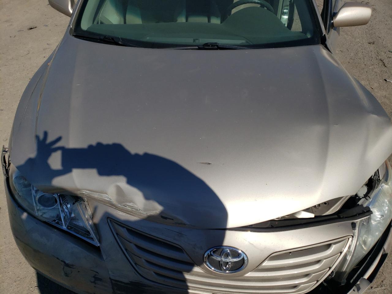 2009 Toyota Camry - Image 11