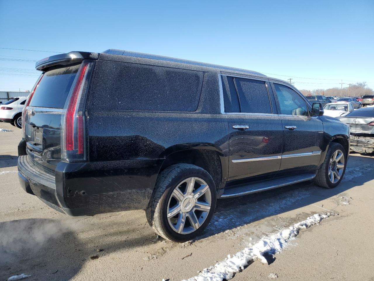 2018 Cadillac Escalade - Image 3