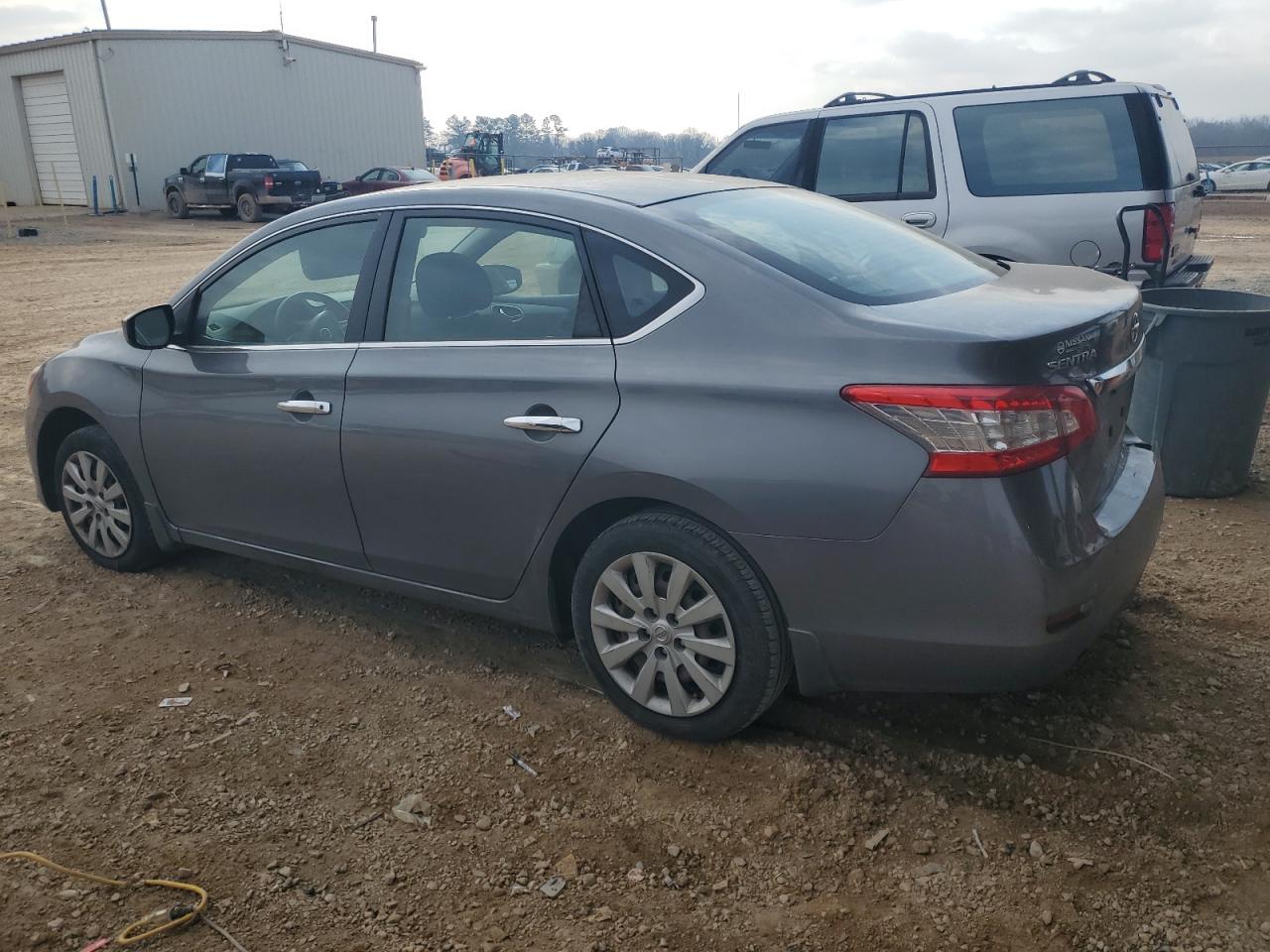 2015 Nissan Sentra - Image 2