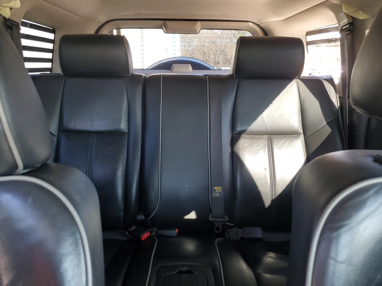 2007 Hummer H3 - Image 10