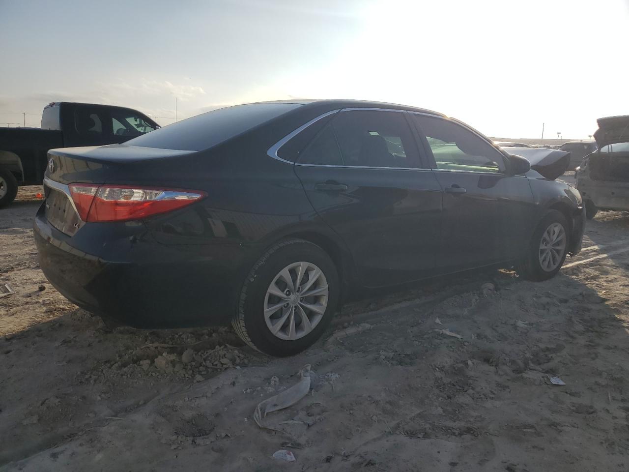 2016 Toyota Camry - Image 3