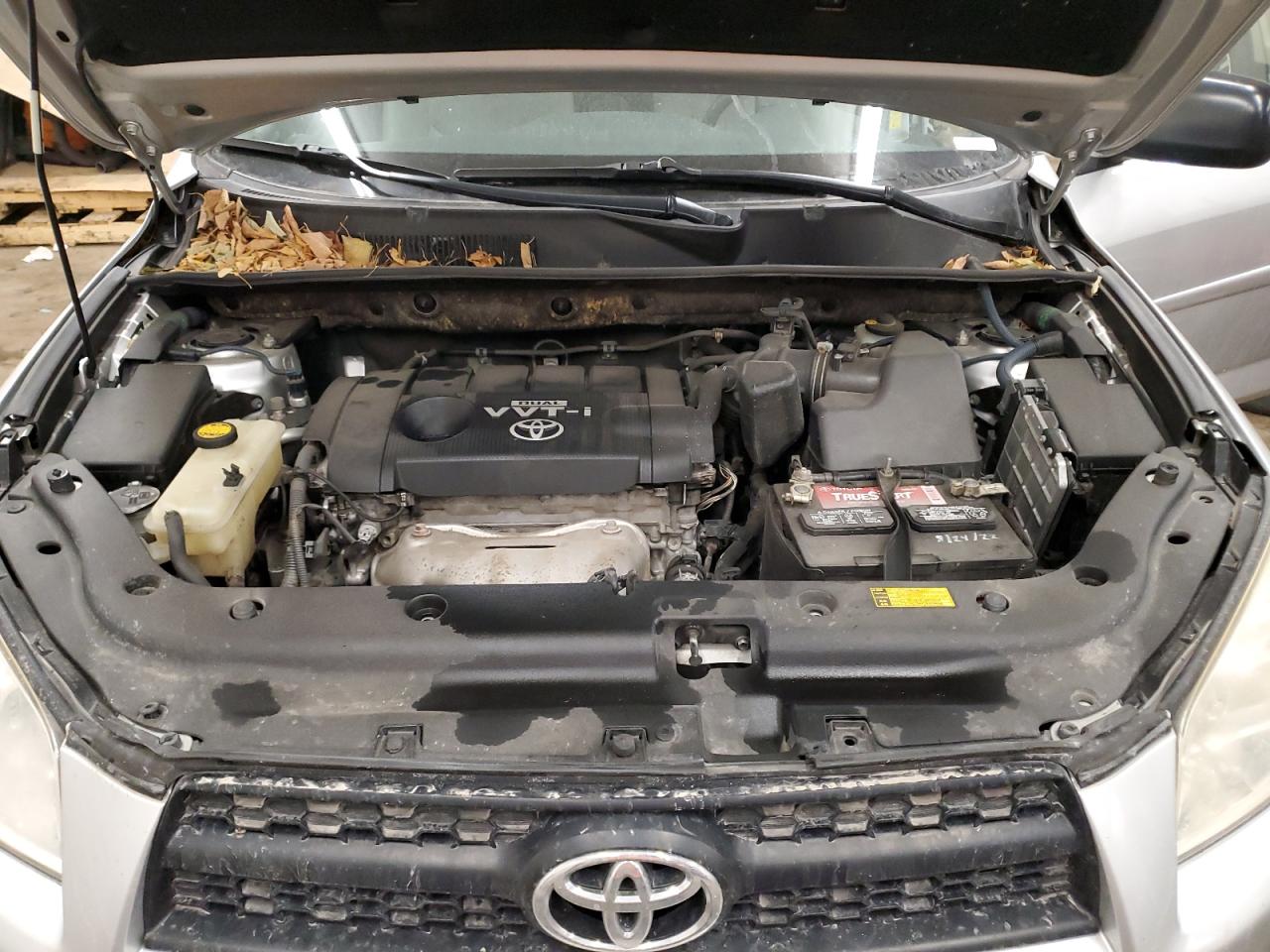 2010 Toyota RAV 4 - Image 12