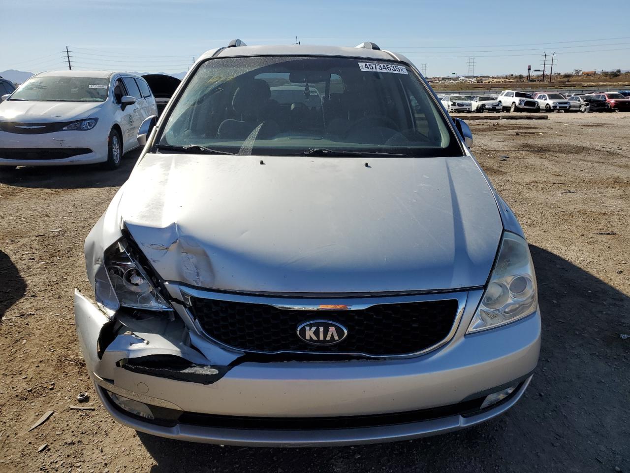 2014 Kia Sedona - Image 5