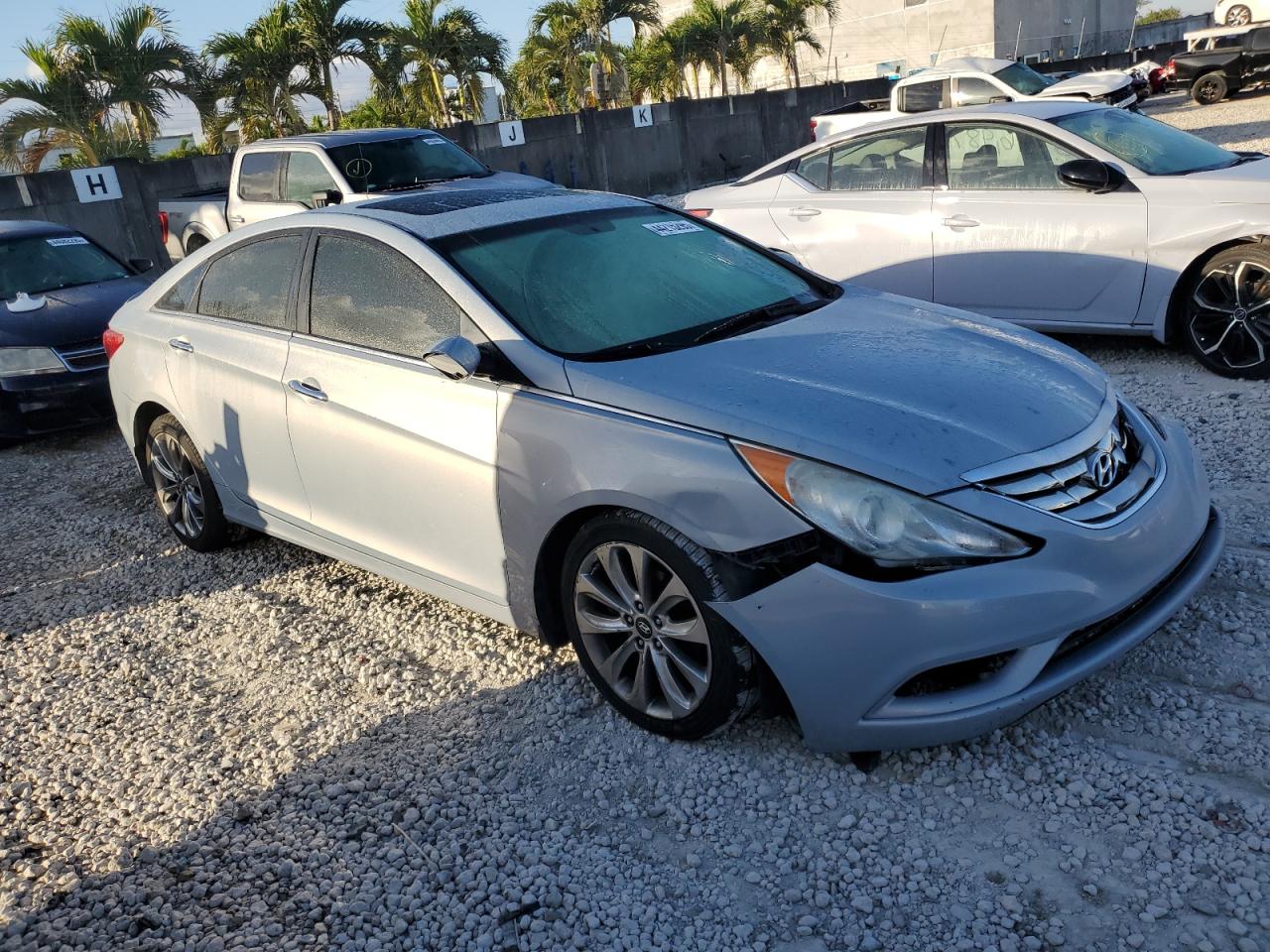 2013 Hyundai Sonata - Image 4