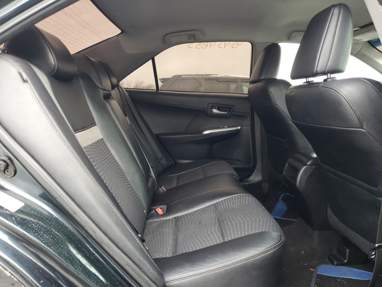 2013 Toyota Camry - Image 10