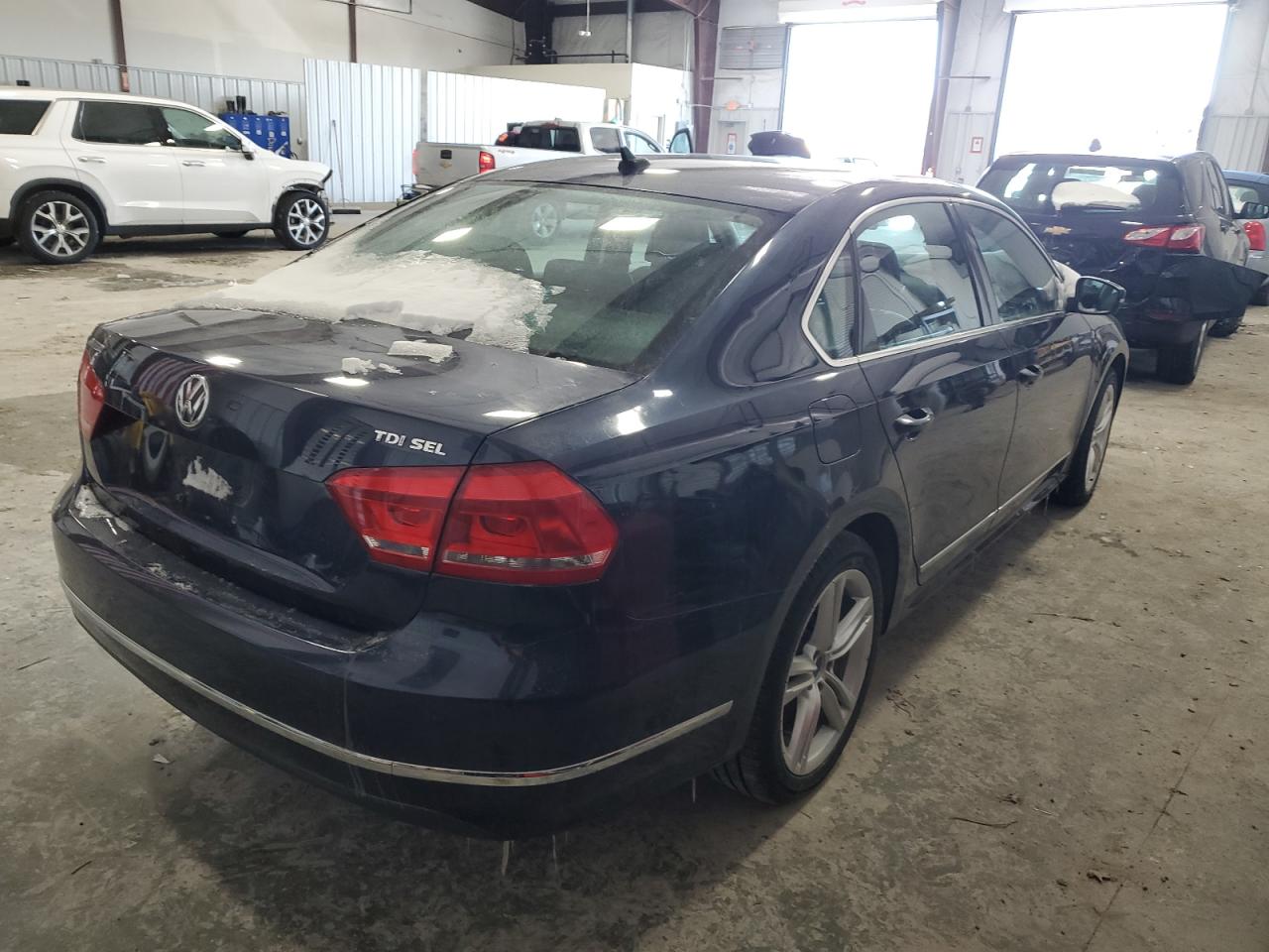 2015 Volkswagen Passat - Image 3