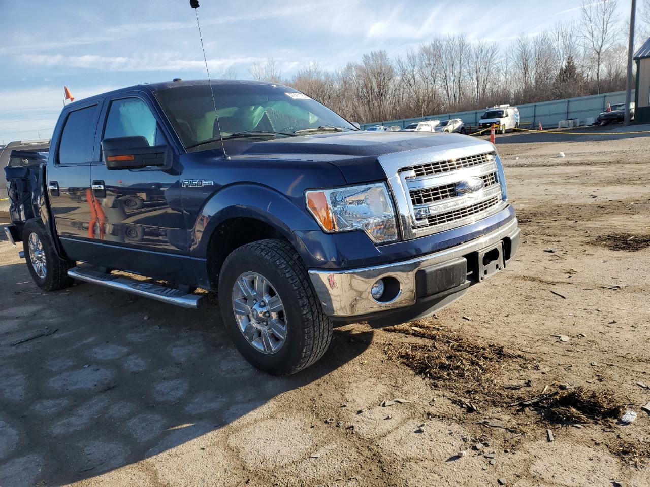 2011 Ford F-150 - Image 4