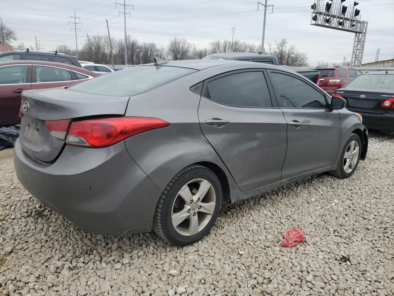 2011 Hyundai Elantra - Image 3