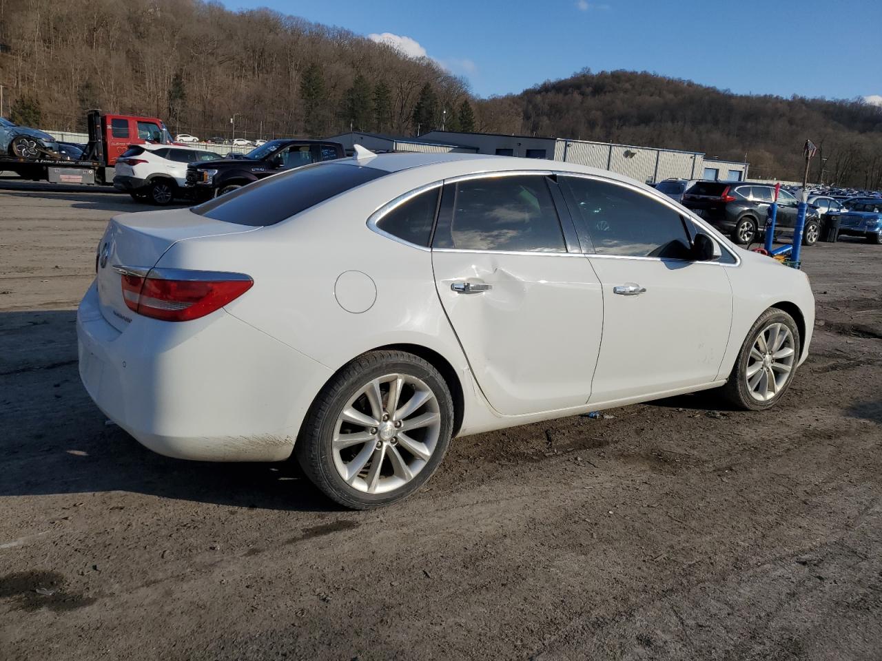 2012 Buick Verano - Image 3