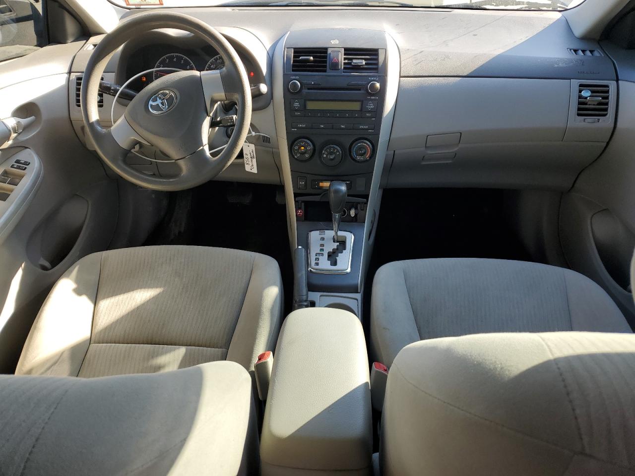 2010 Toyota Corolla - Image 8