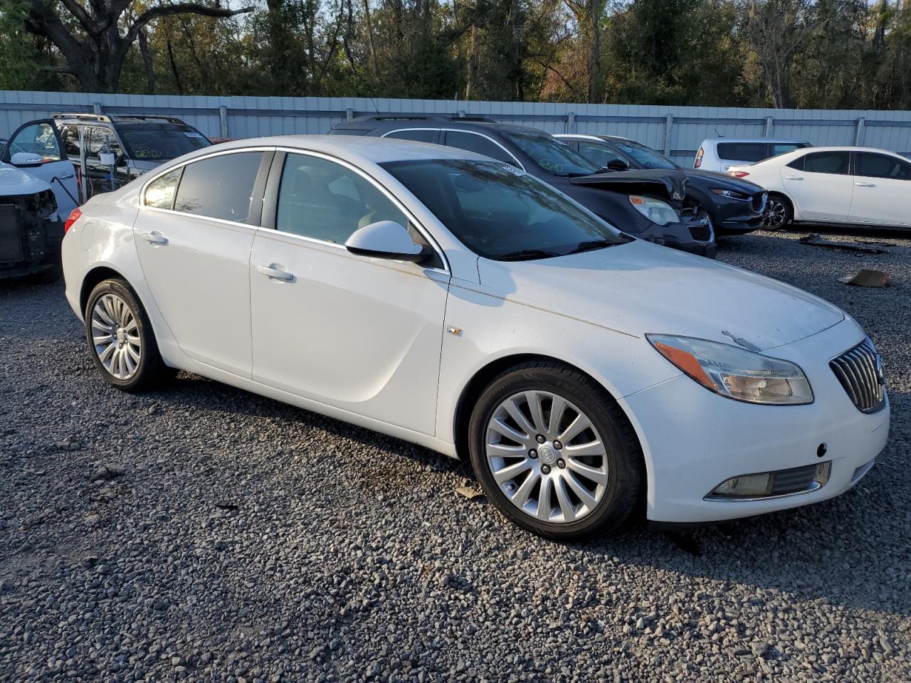 2011 Buick Regal - Image 4